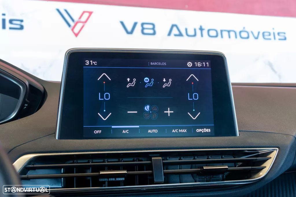 Peugeot 3008 1.2 Hybrid Active Pack e-DCS6 - 11