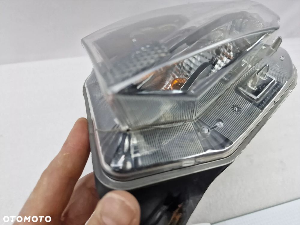 SKODA FABIA 3 6V0 III 14- LEWA LAMPA PRZEDNIA PRZÓD SOCZEWKA + LED , NR 6V1941015B , NR AUKCJI LA83 - 10