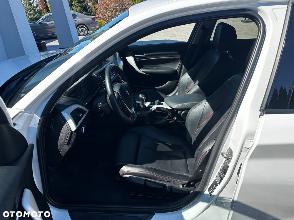 BMW Seria 1 - 31
