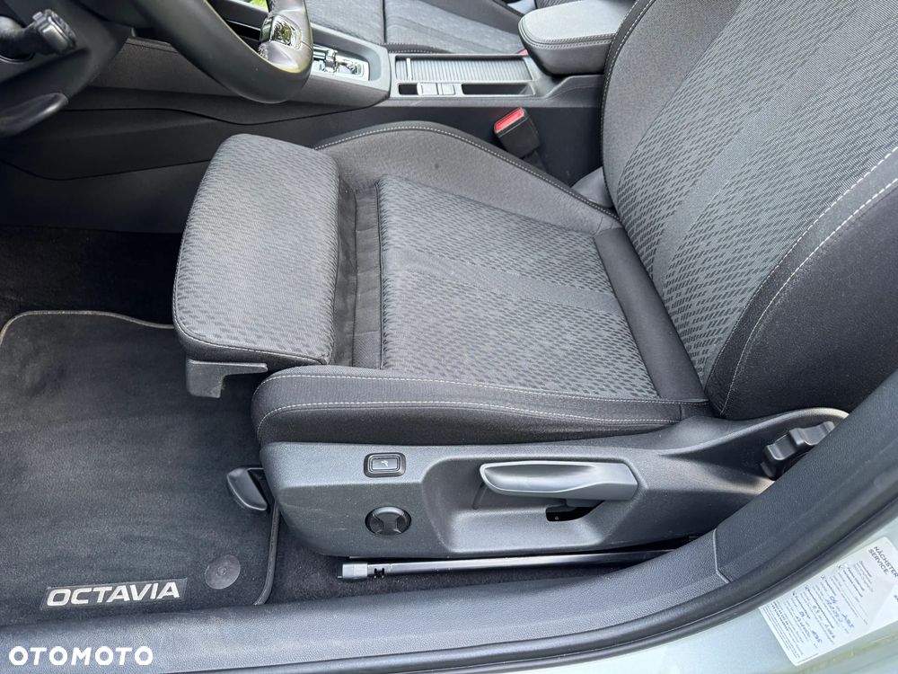 Skoda Octavia 2.0 TDI DSG Clever - 16