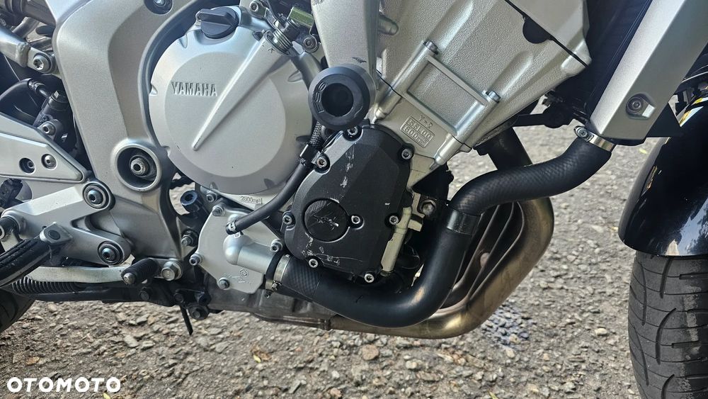 Yamaha FZ6 - 6