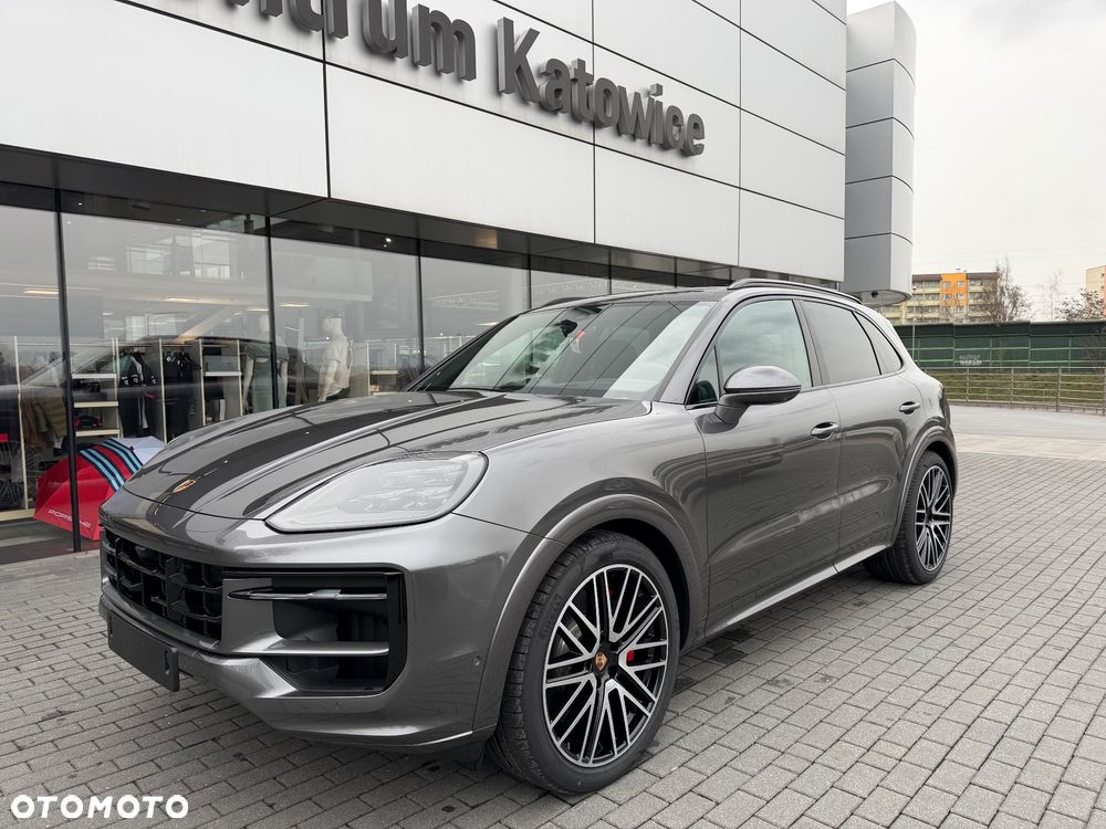 Porsche Cayenne - 1