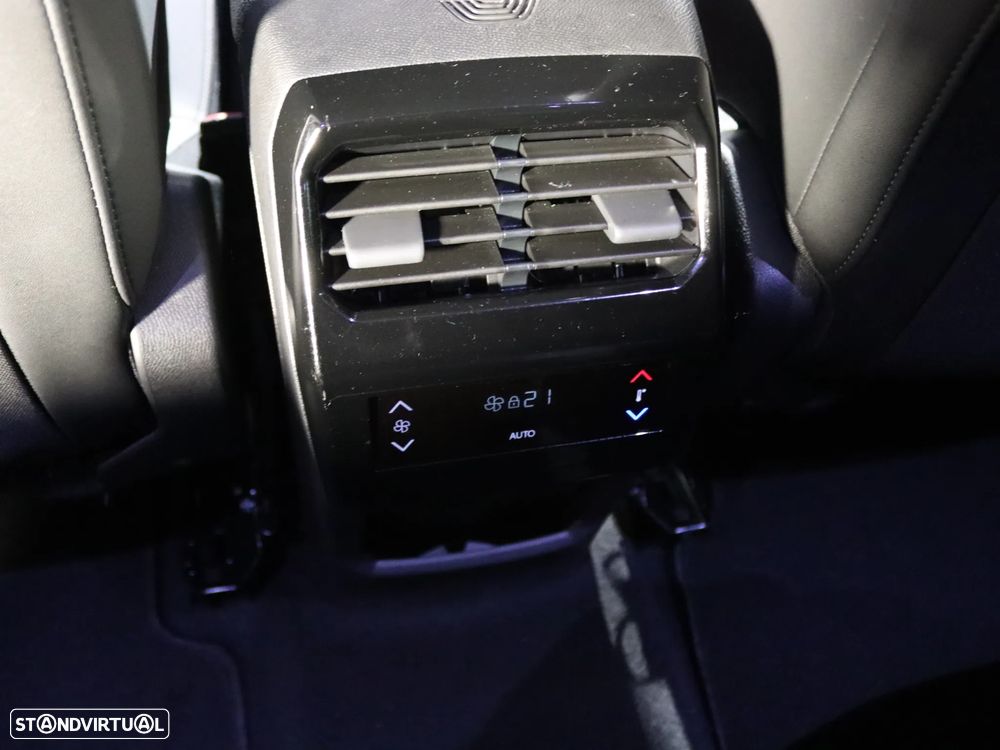 Peugeot 5008 1.2 Hybrid Allure Pack e-DCS6 - 15