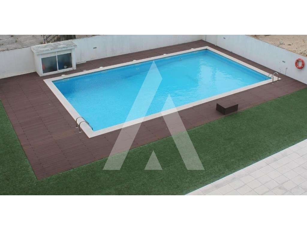 Apartamento T2 com garagem fechada em condomínio com piscina e chur... - Grande imagem: 4/33