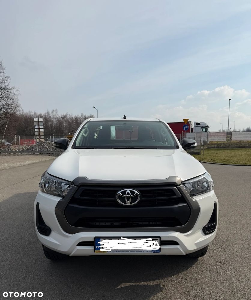 Toyota Hilux 4x4 Double Cab Duty - 2