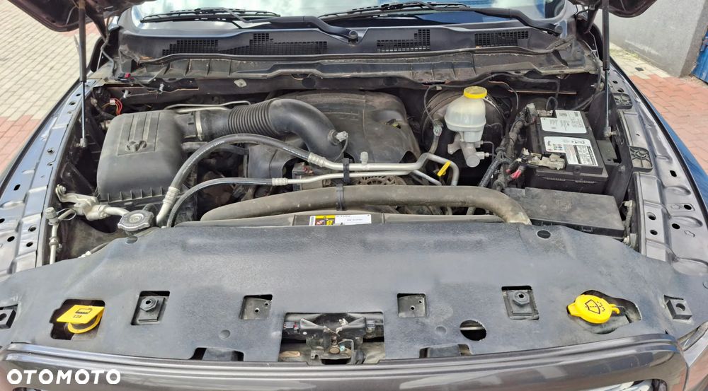 Dodge RAM - 24