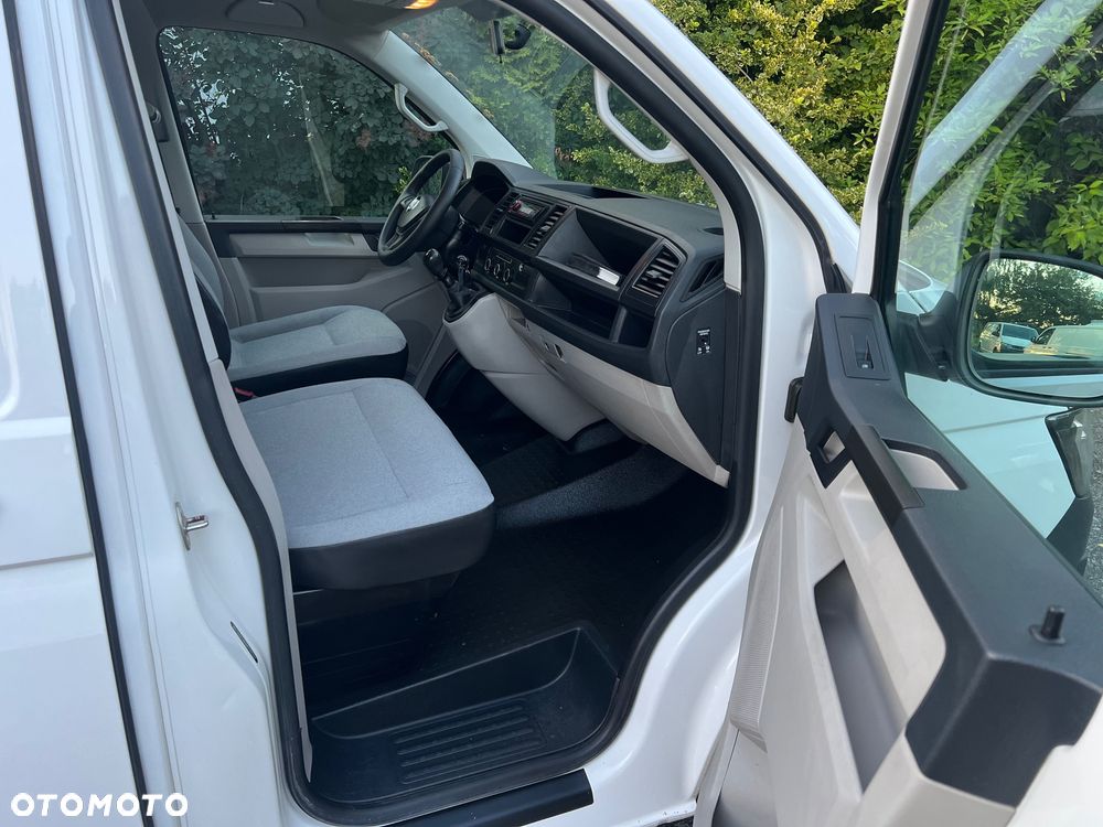 Volkswagen Transporter - 5