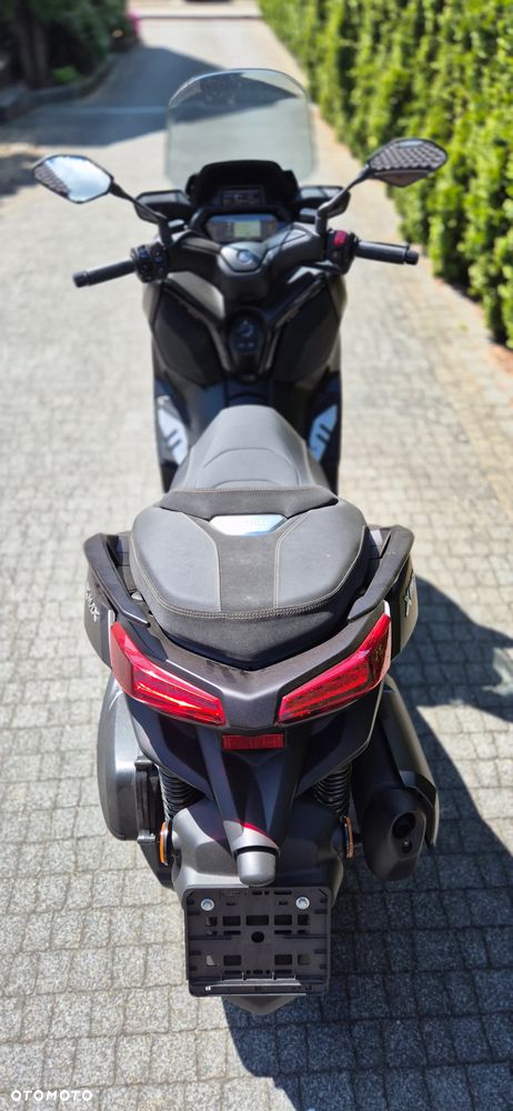 Yamaha X-max - 3