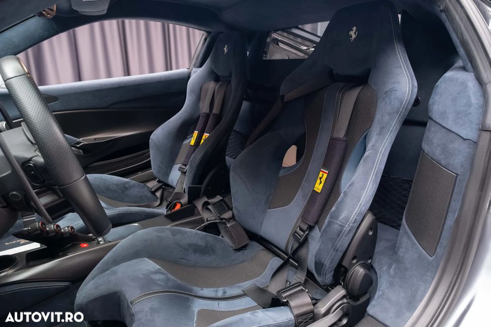 Ferrari 488 GTB - 33
