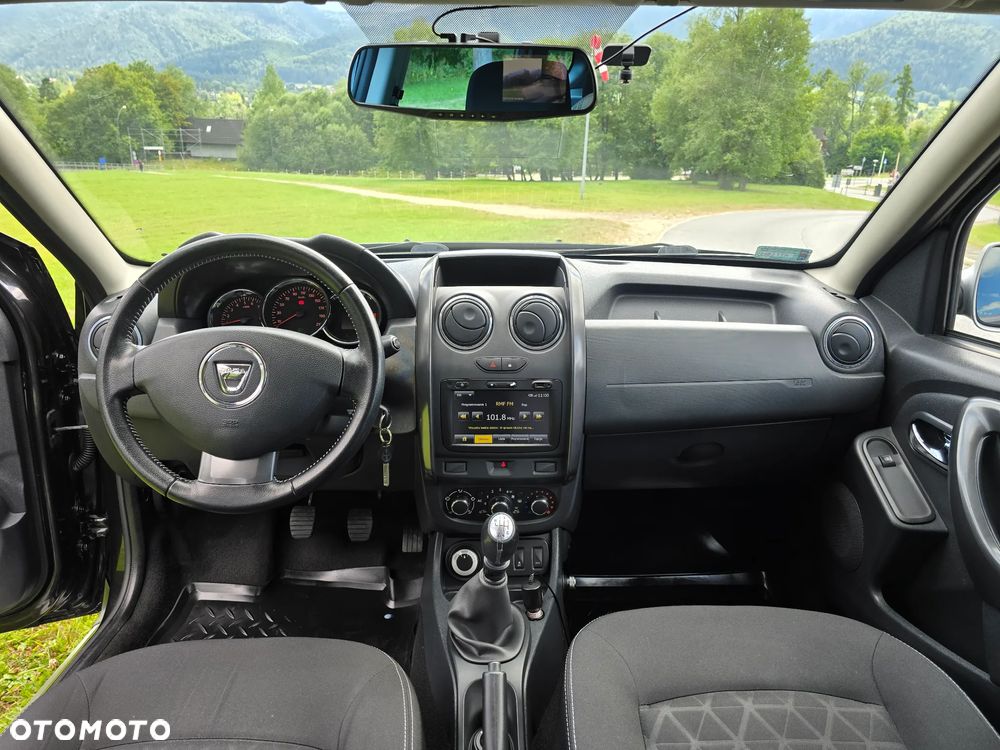 Dacia Duster 1.6 Blackstorm 4x4 - 14