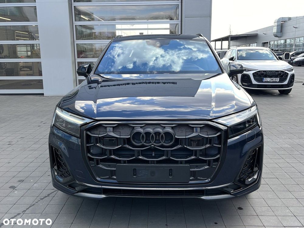 Audi Q7 - 11