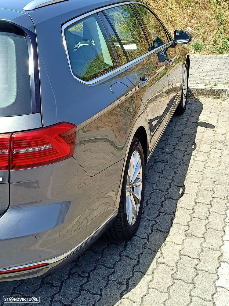 VW Passat Variant 2.0 TDI Highline DSG - 12
