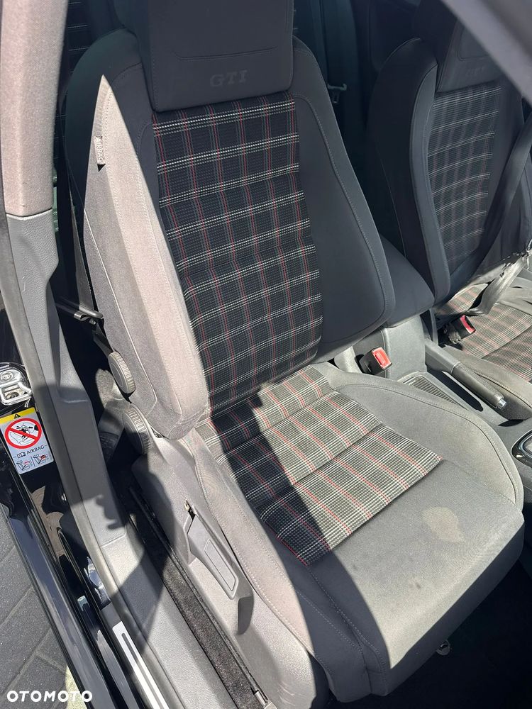 Volkswagen Golf 2.0 TSI GTI DSG - 8