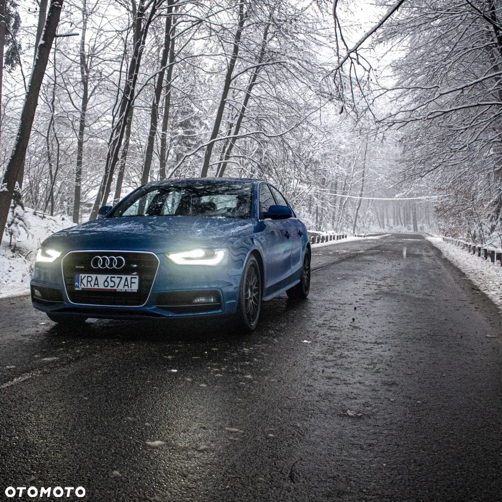 Audi A4 Limousine 2.0 TFSI quattro S line Sportpaket - 2