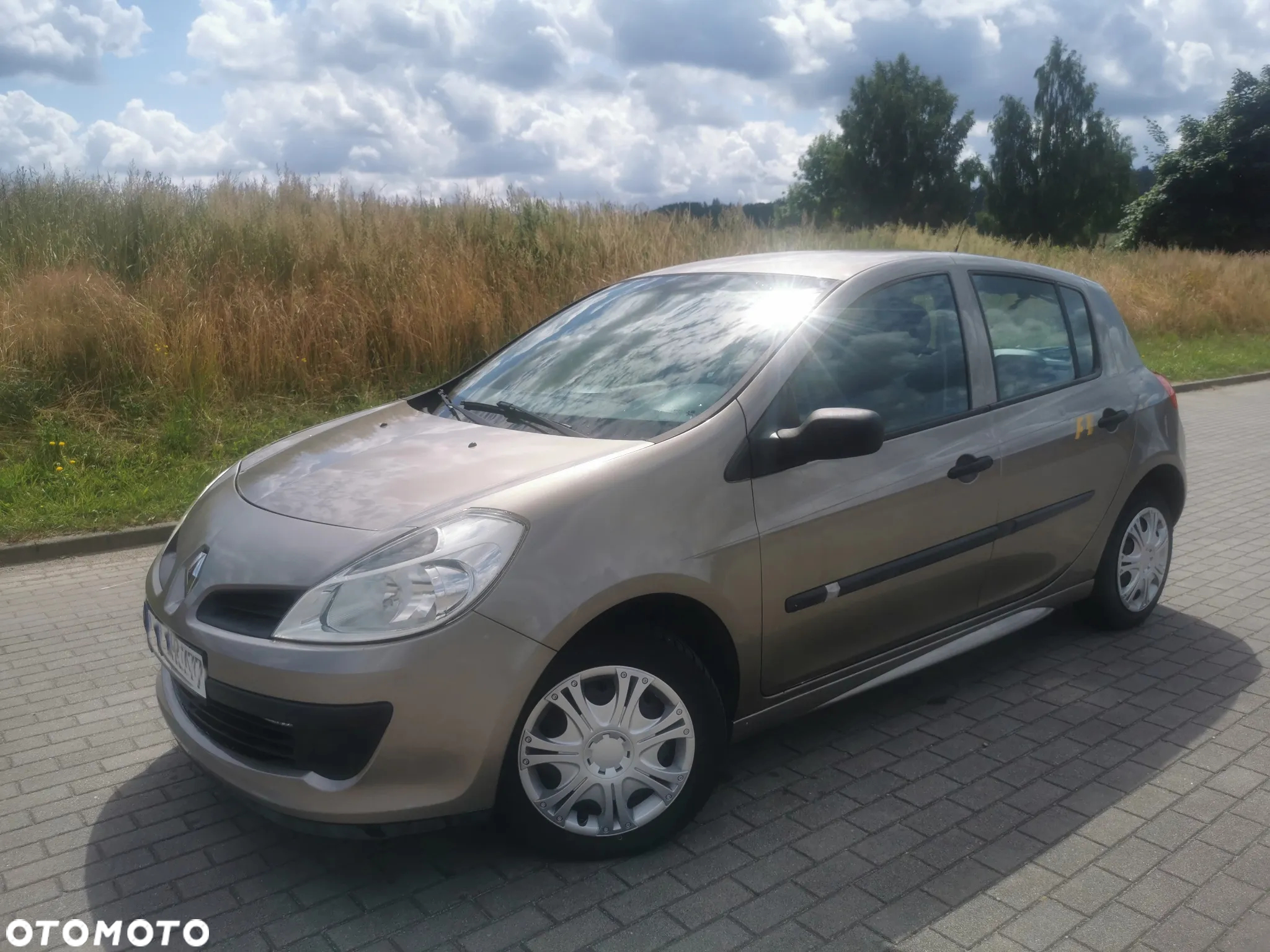 Renault Clio 1.2 16V 75 Dynamique - 2