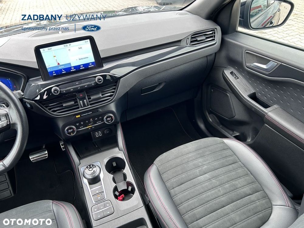 Ford Kuga 2.0 EcoBlue 4x4 ST-LINE - 18