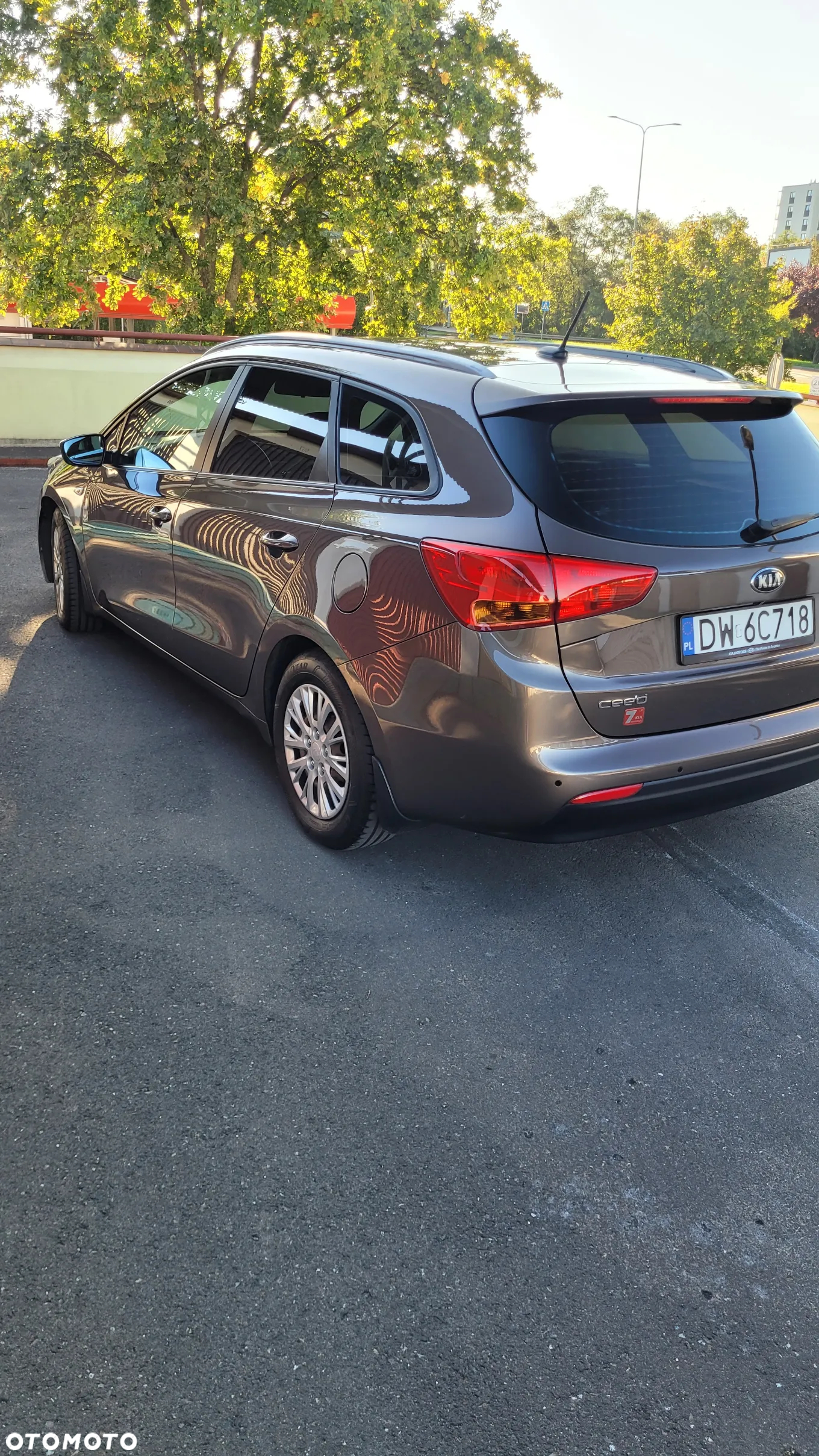 Kia Ceed Cee'd 1.6 CRDi L - 4