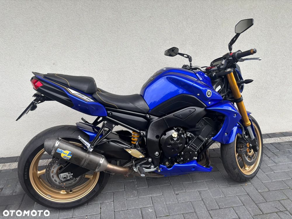 Yamaha FZ8 - 7