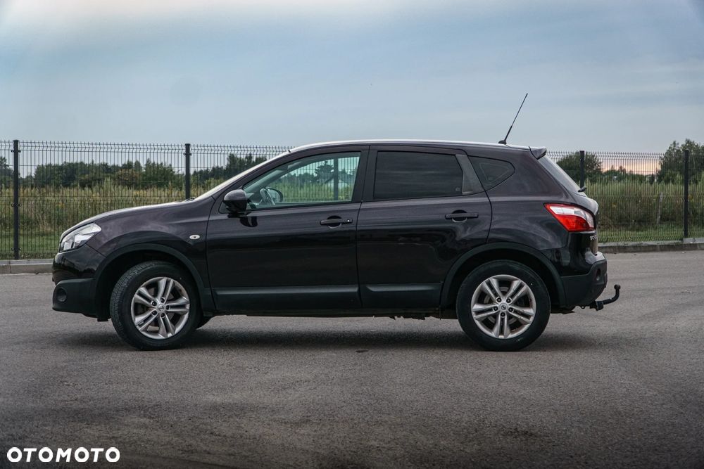 Nissan Qashqai 1.5 dCi DPF visia - 10