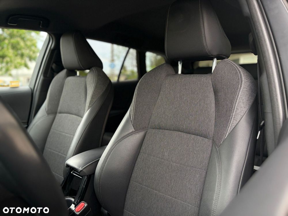 Toyota Corolla 1.8 Hybrid Comfort - 18