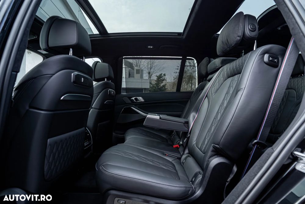 BMW X7 M60i xDrive AT MHEV - 13