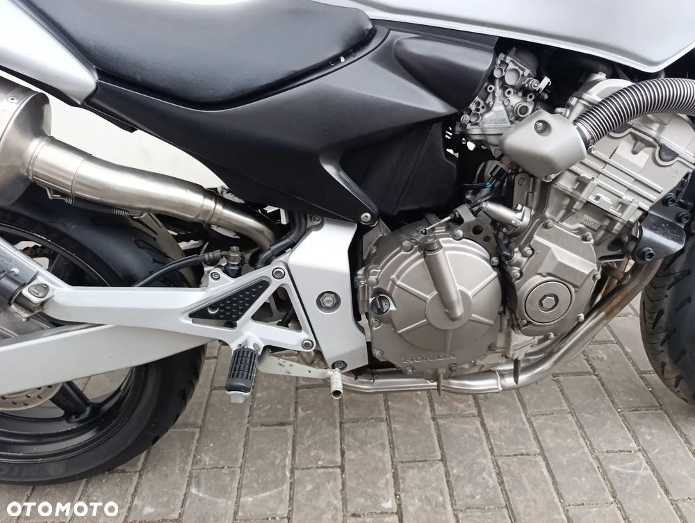Honda Hornet - 25