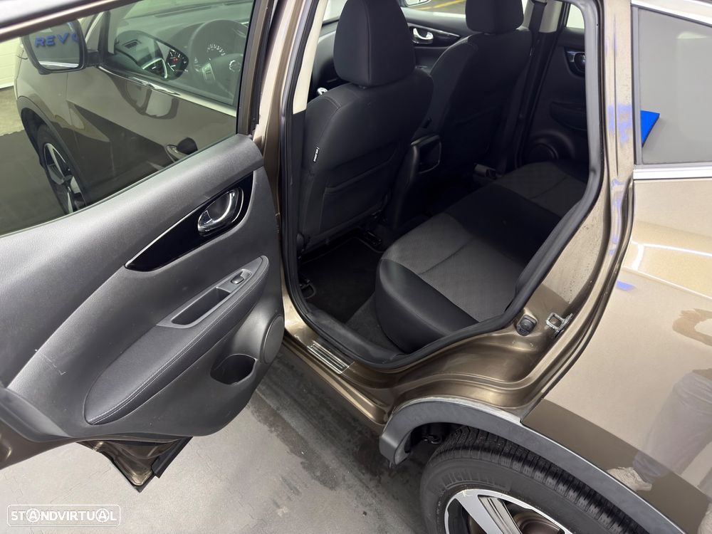 Nissan Qashqai 1.5 dCi TEKNA+ - 13