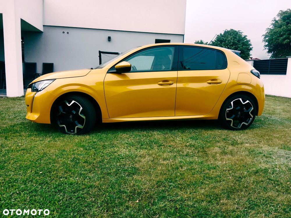 Peugeot 208 Benzin 100 Allure - 17