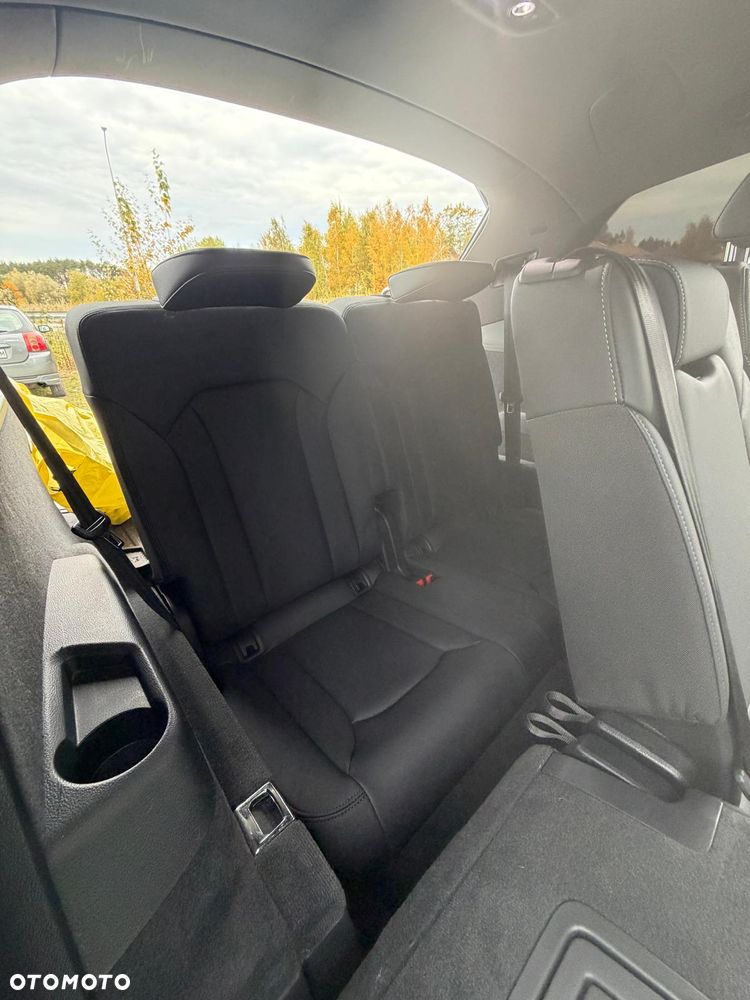 Audi Q7 - 7
