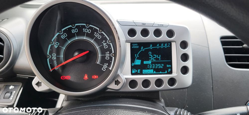 Chevrolet Spark - 23