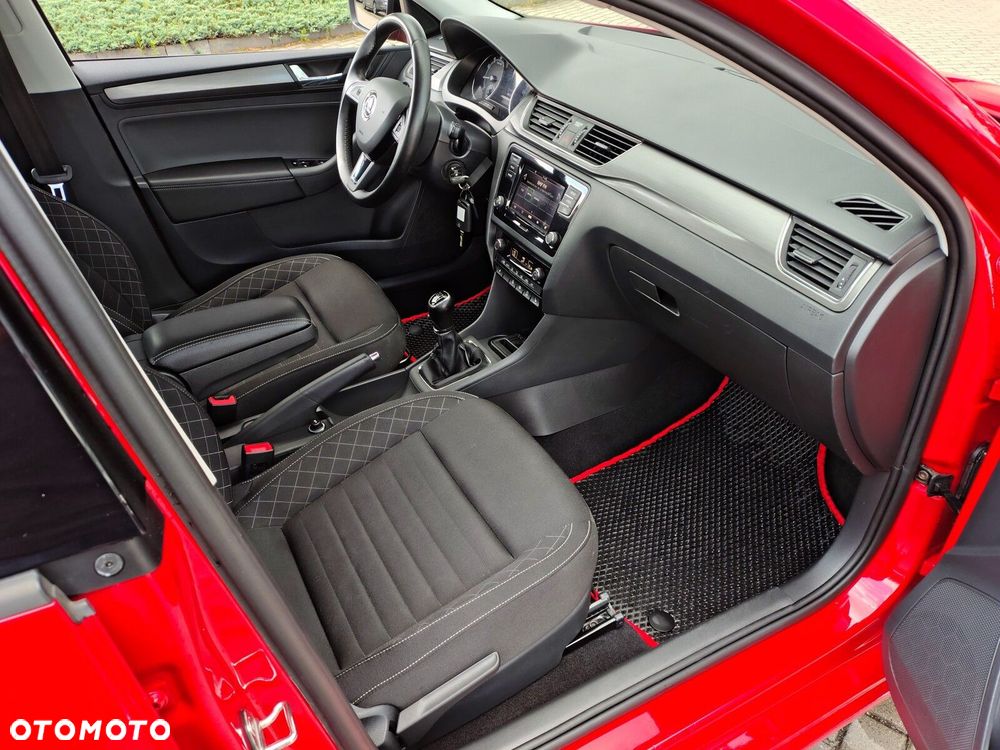 Skoda RAPID Spb 1.0 TSI Ambition - 31