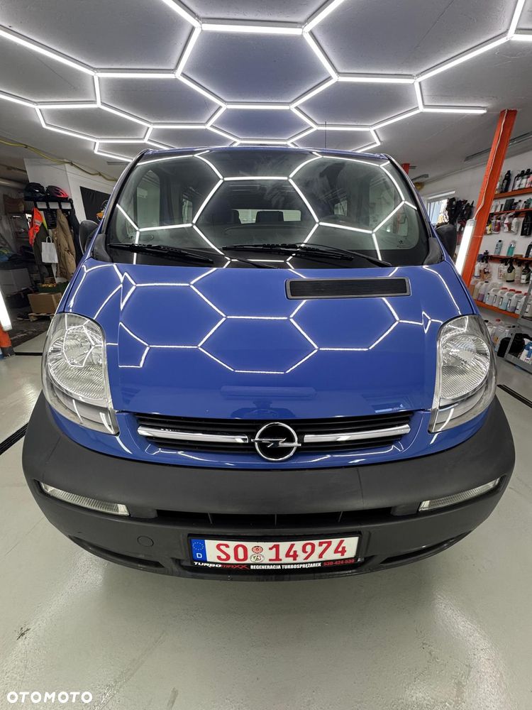 Opel Vivaro - 9