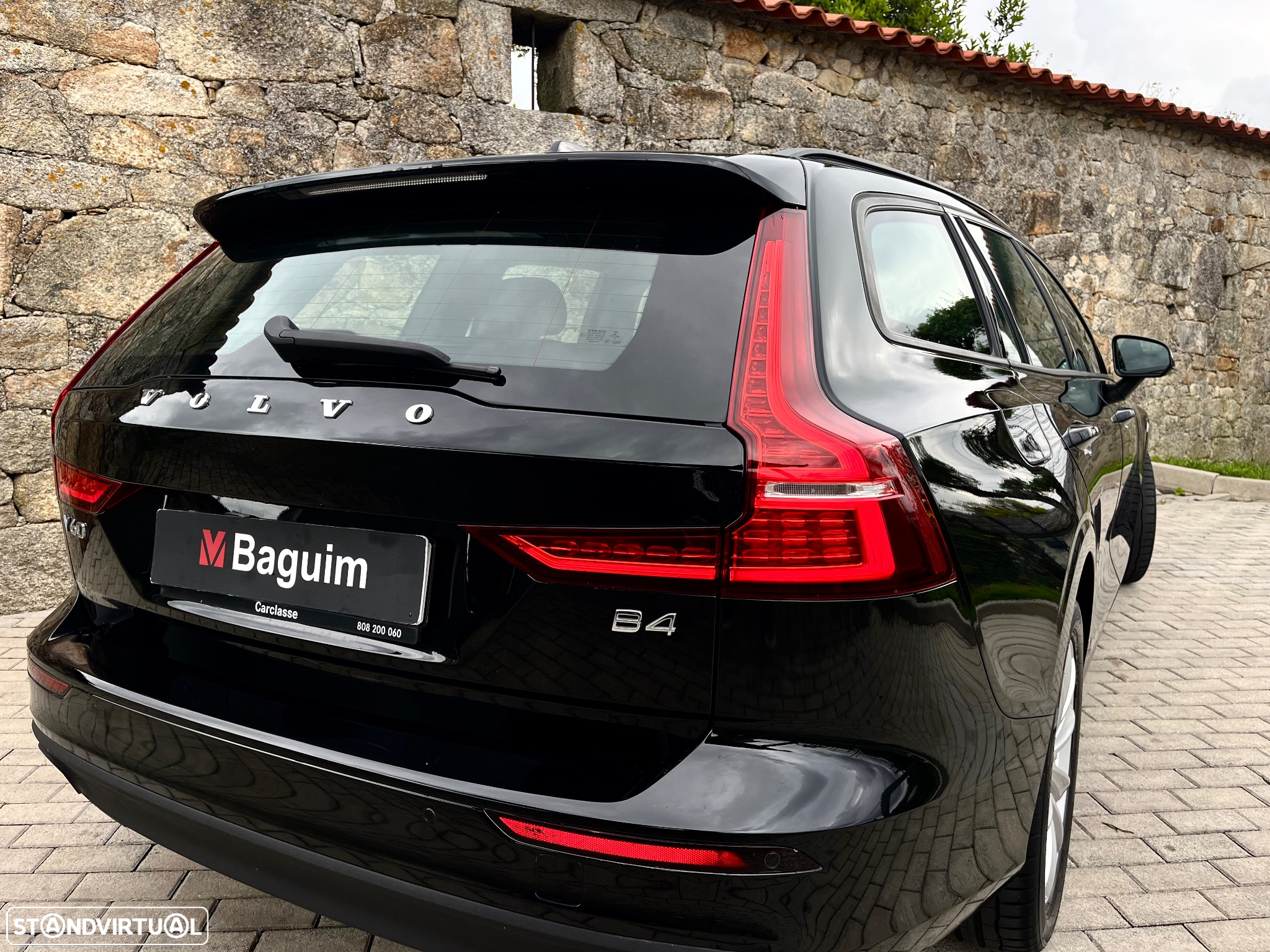 Volvo V60 2.0 B4 Momentum Geartronic - 20