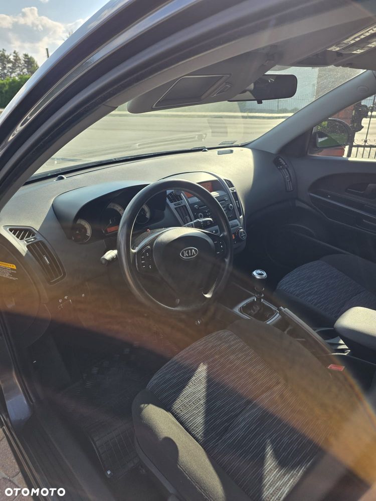 Kia Ceed 1.4 Optimum - 19