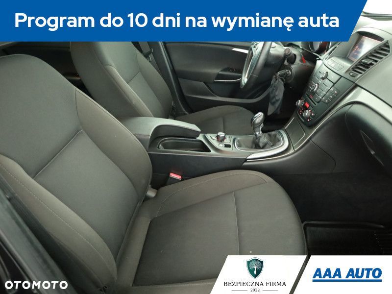 Opel Insignia - 9