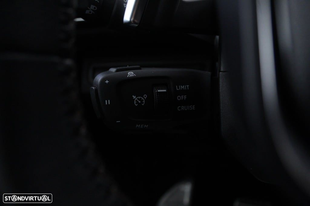 Peugeot 3008 1.5 BlueHDi GT EAT8 - 25