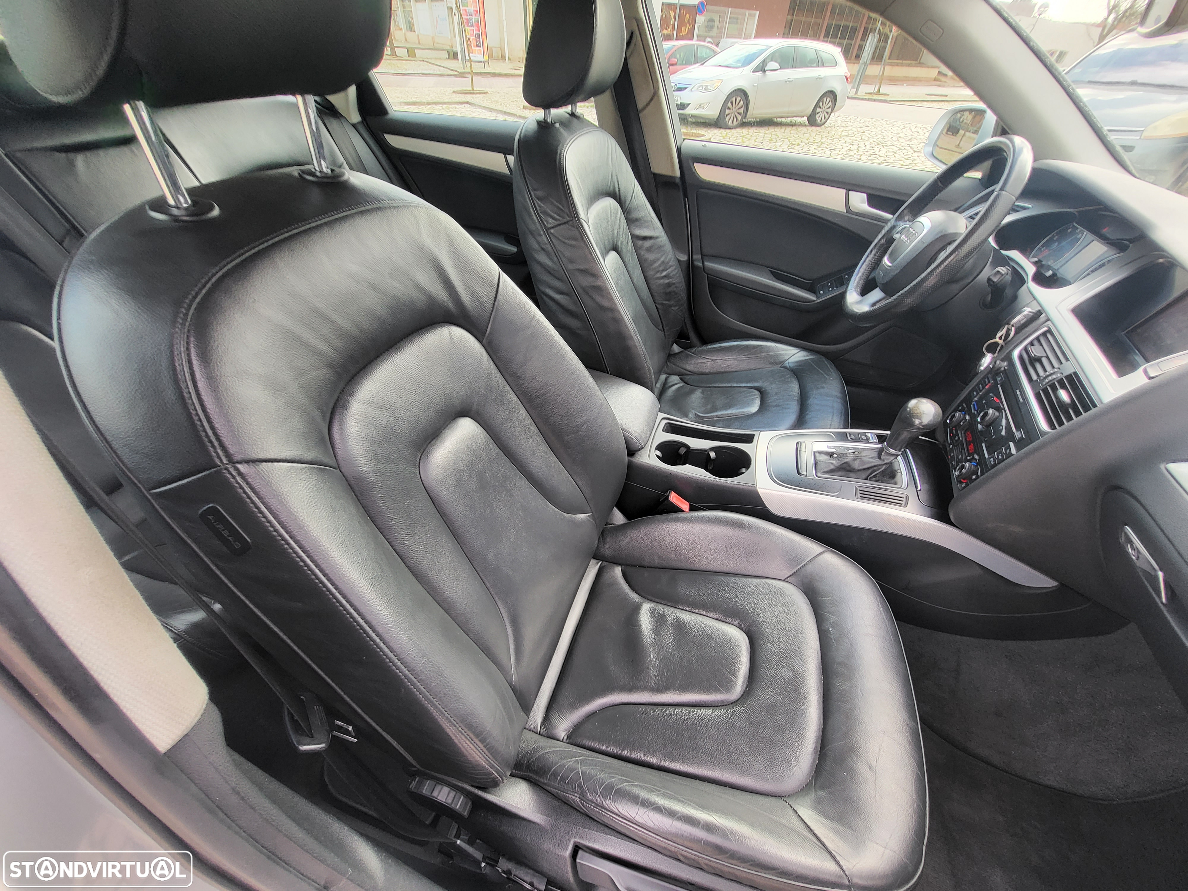 Audi A4 Avant 2.0 TFSI quattro S tronic Ambiente - 12