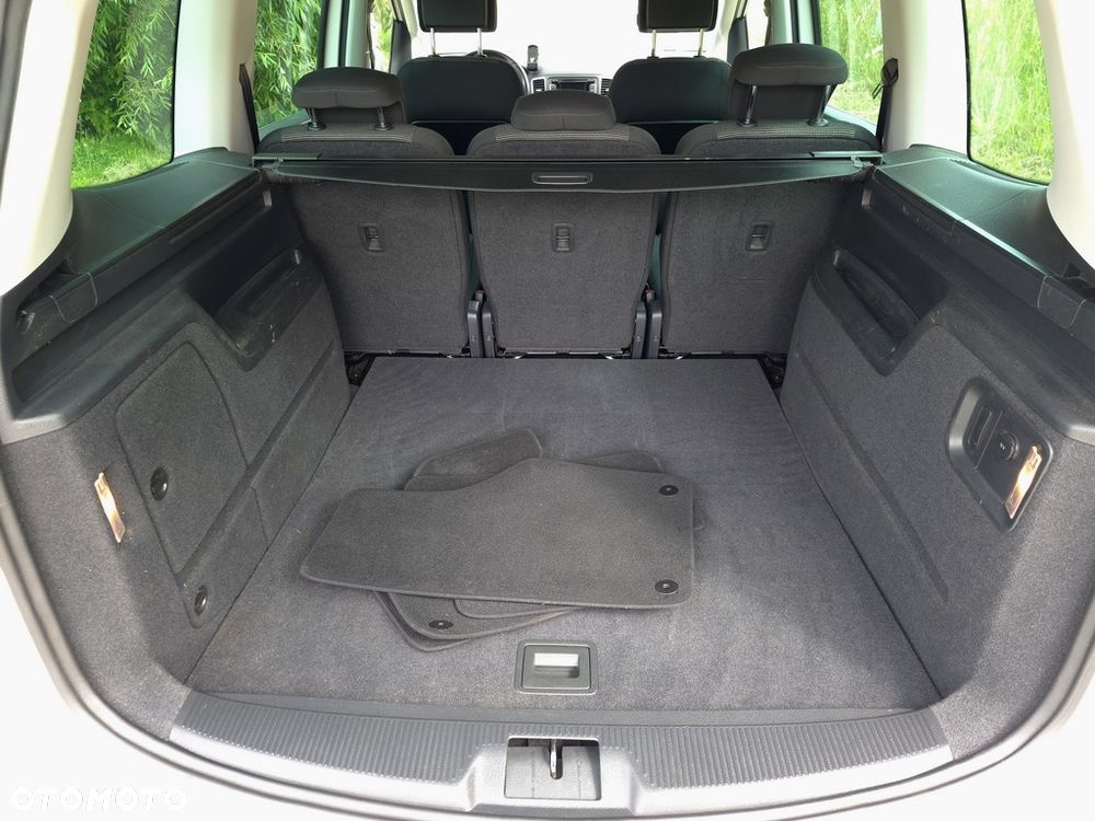 Volkswagen Sharan 2.0 TDI Comfortline - 35