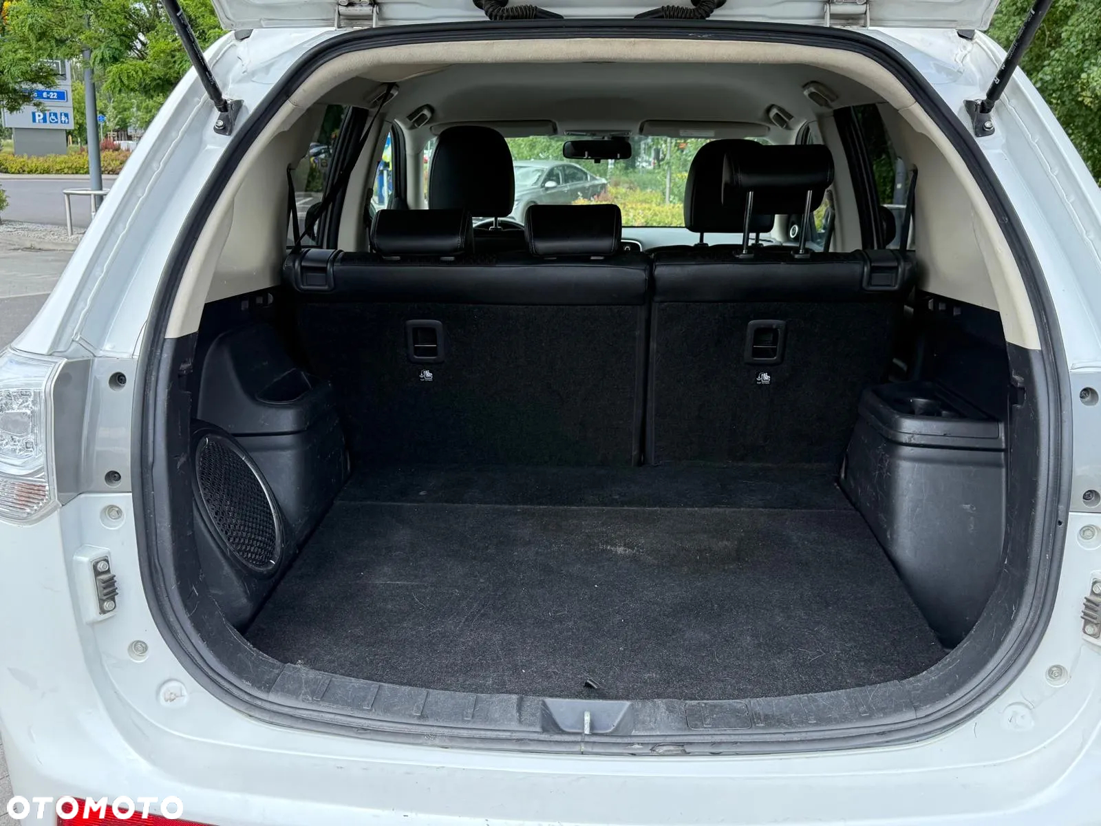 Mitsubishi Outlander PHEV Instyle NAVI - 11