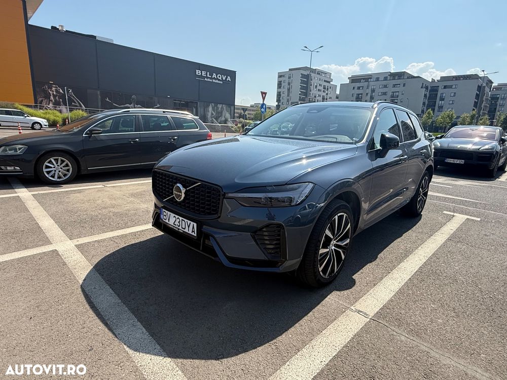 Volvo XC 60 B4 MHEV AT8 FWD R-Design - 1