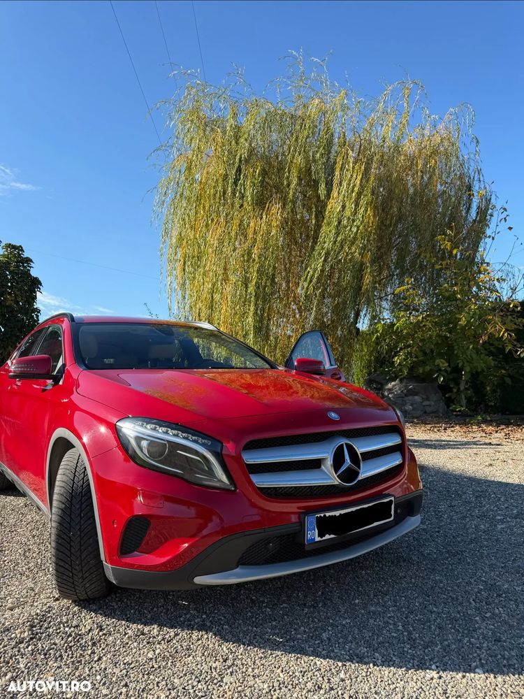 Mercedes-Benz GLA - 2