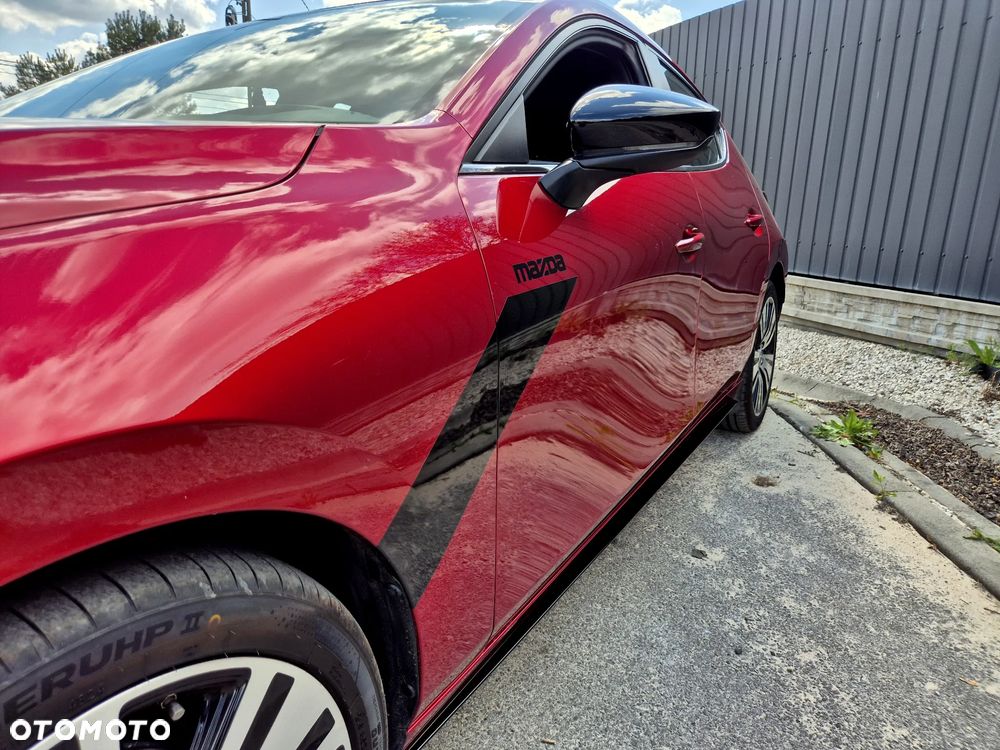 Mazda 3 e-SKYACTIV-G 122 M HYBRID EXCLUSIVE-LINE - 25