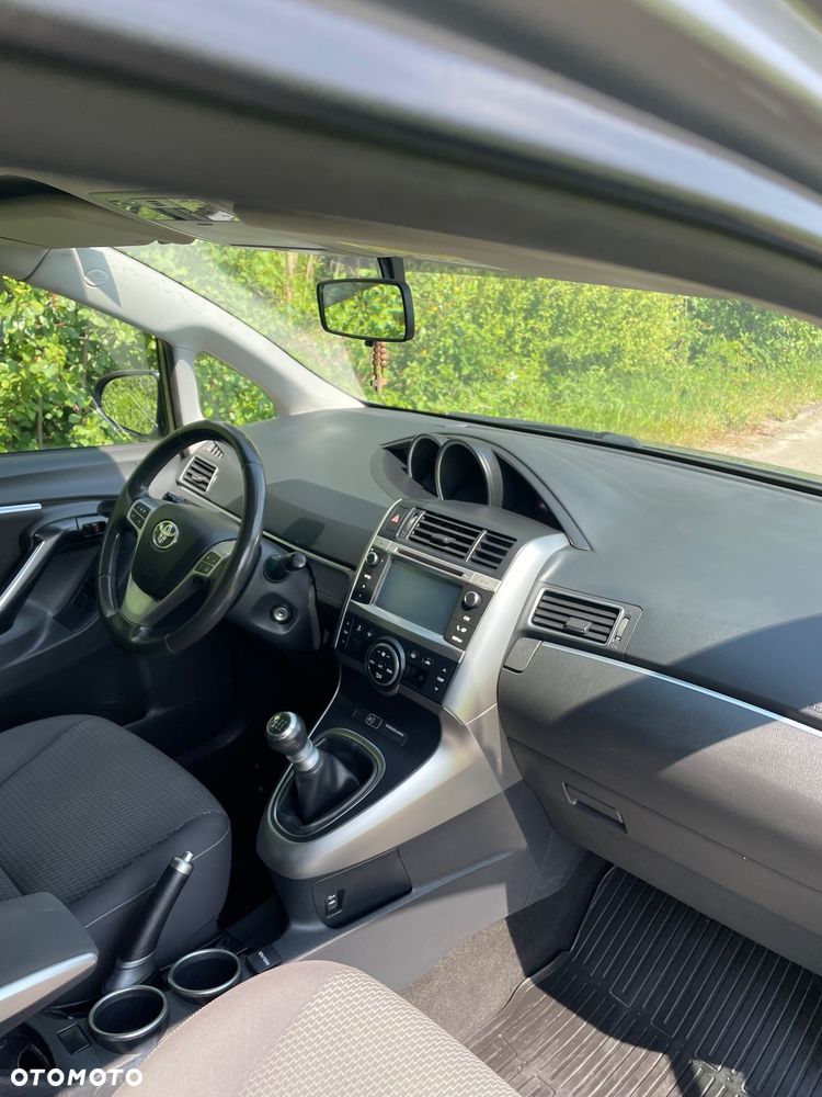 Toyota Verso 1.6 D-4D Active - 12