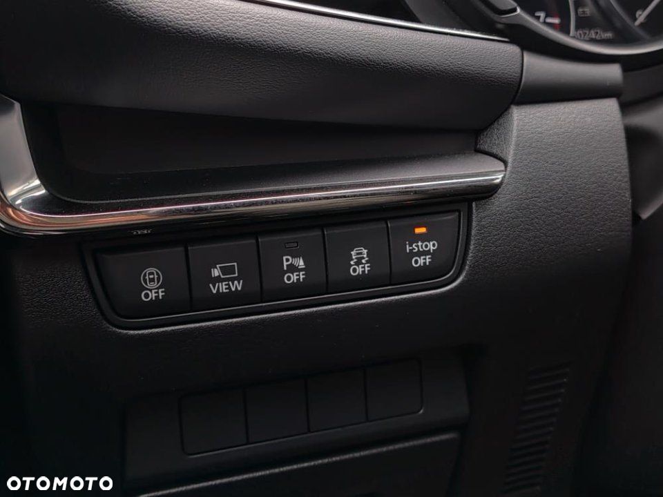 Mazda 3 e-SKYACTIV-X 186 M HYBRID CENTRE-LINE - 17