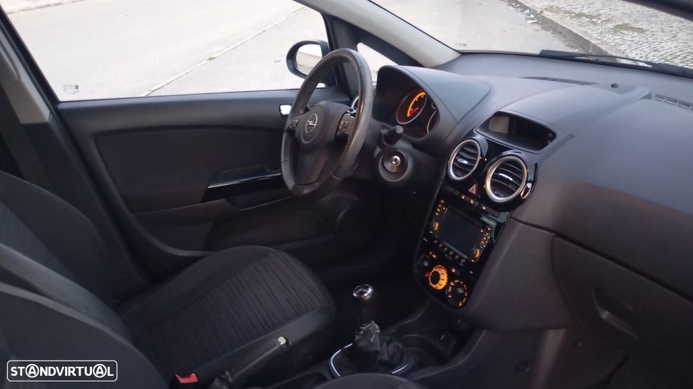 Opel Corsa 1.3 CDTI City 88g - 10