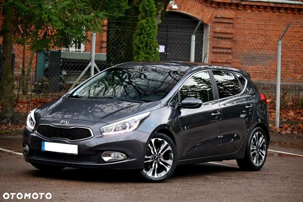 Kia Ceed 1.6 GDI DCT Spirit - 3