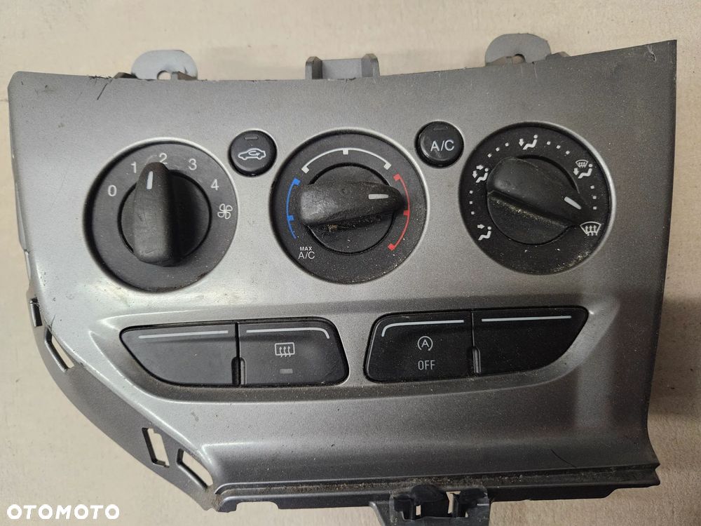 Ford Focus MK3 panel sterowania nawiewu - 1