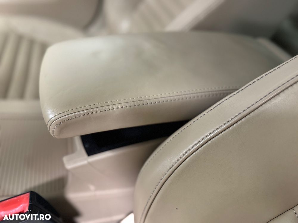 Volkswagen Passat 2.0 TDI 4Motion Highline - 31