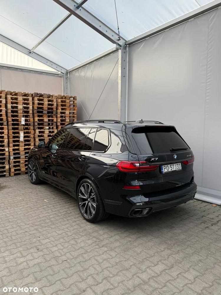 BMW X7 xDrive40i mHEV - 21