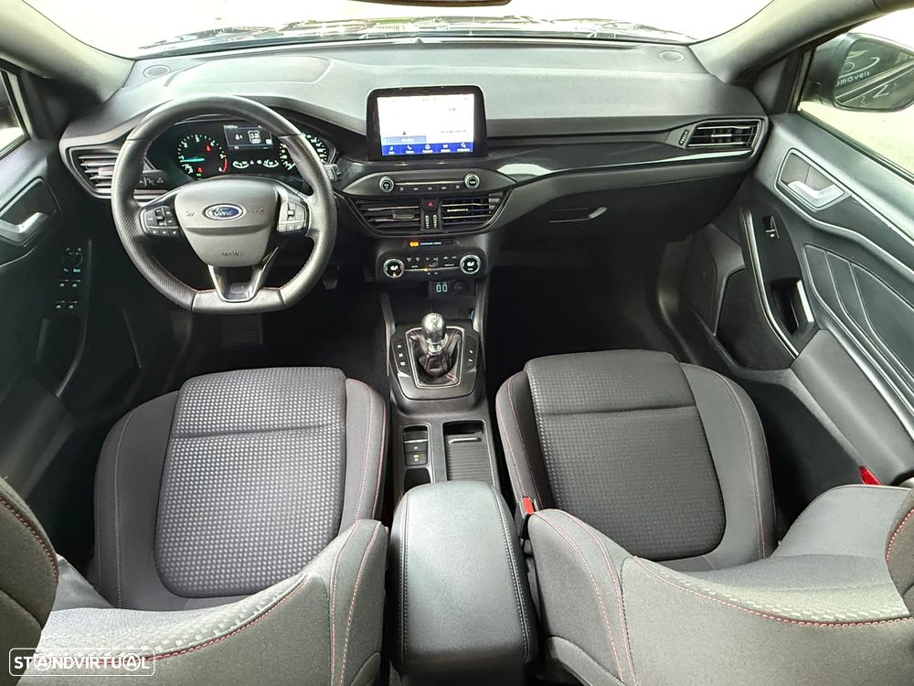 Ford Focus 1.5 TDCi EcoBlue ST-Line - 20